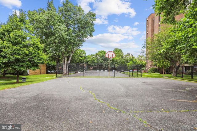 2107 Walsh View Ter # 14-301, Silver Spring, MD 20902
