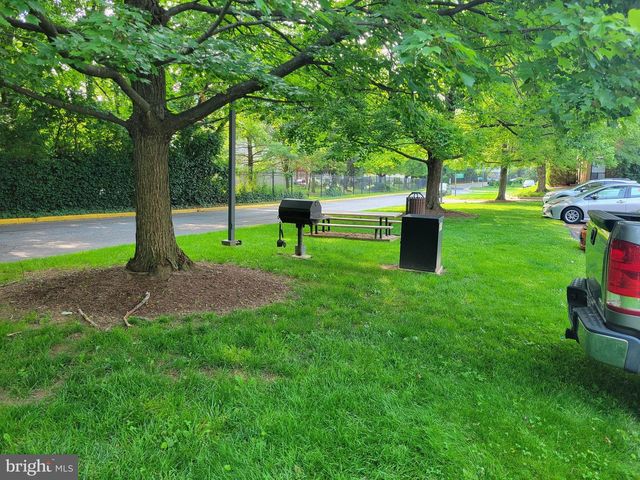 2107 WALSH VIEW TER #14-301 & 304, Silver Spring, MD 20902