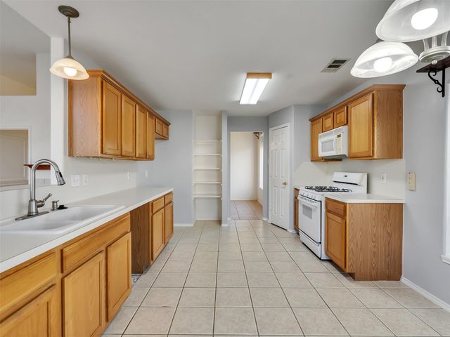 8018 Fox Street, Baytown, TX 77523