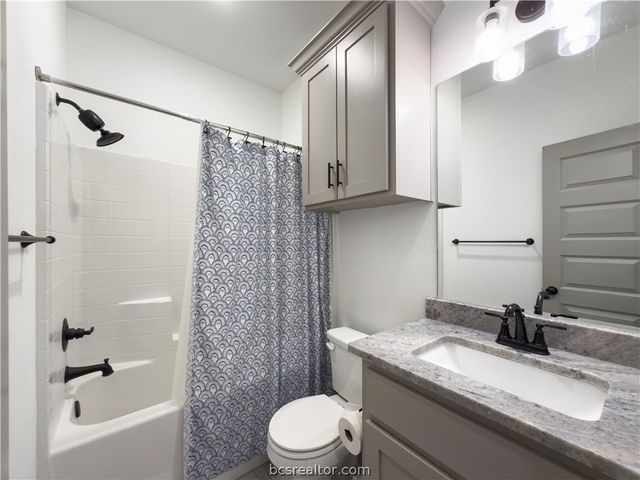 417 Marble Falls Drive, Bryan, TX 77803