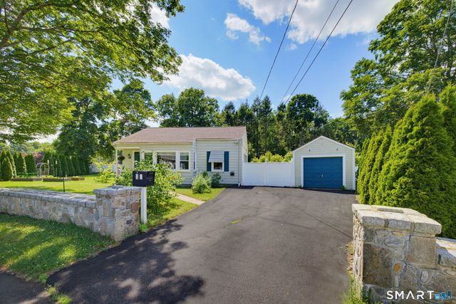 19 Burton Avenue, Norwich, CT 06360