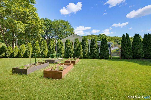 19 Burton Avenue, Norwich, CT 06360