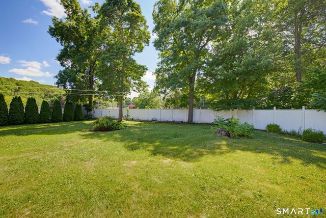 19 Burton Avenue, Norwich, CT 06360