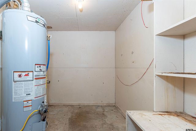 3143 Donnybrook Ave, Tyler, TX 75701