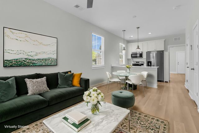 1995 Forest Avenue, North Charleston, SC 29405