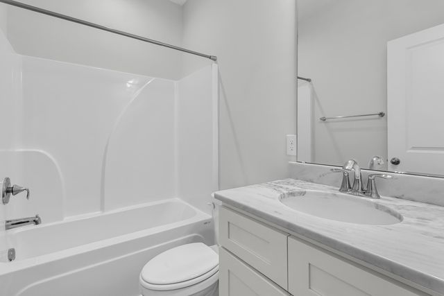 1995 Forest Avenue, North Charleston, SC 29405