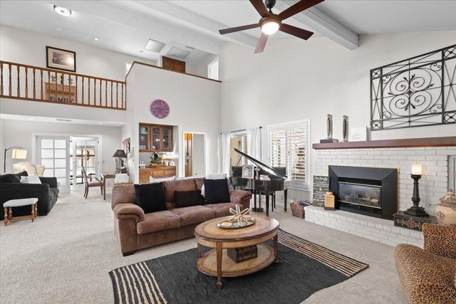 773 Mulholand Dr, Ripon, CA 95366