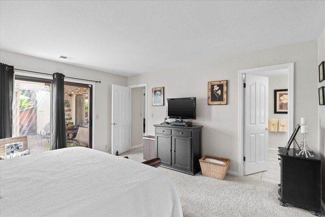 773 Mulholand Dr, Ripon, CA 95366