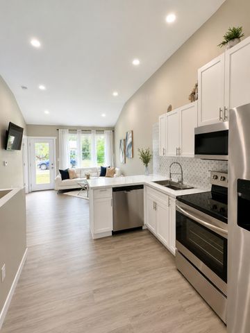 512 Morton Avenue, Des Moines, IA 50313