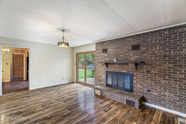 6906 N Ruggles Ferry Pike, Knoxville, TN 37924