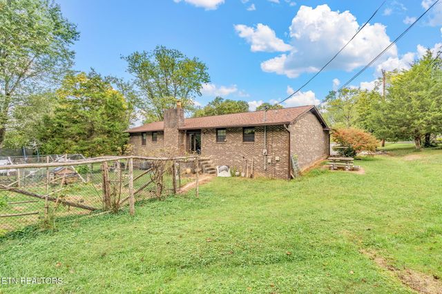 6906 N Ruggles Ferry Pike, Knoxville, TN 37924