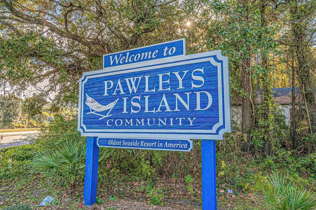 157 Mackinley Circle, Pawleys Island, SC 29585