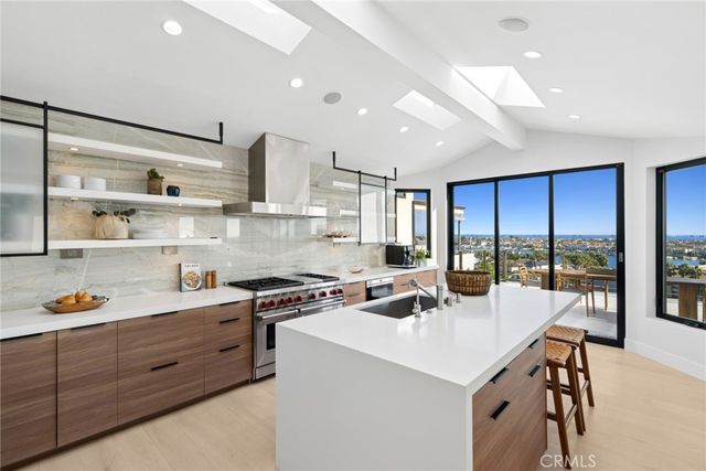 1021 Kings Road, Newport Beach, CA 92663