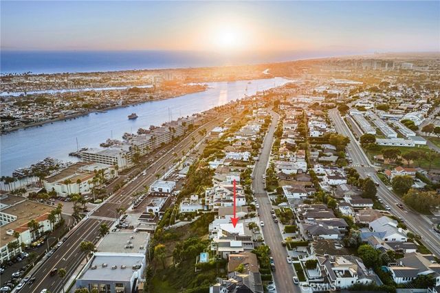 1021 Kings Road, Newport Beach, CA 92663