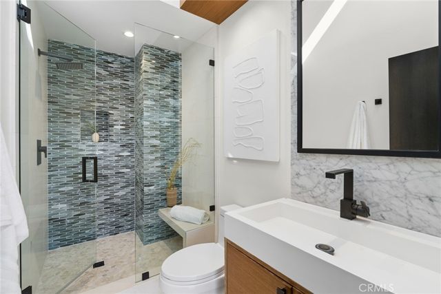 1021 Kings Road, Newport Beach, CA 92663