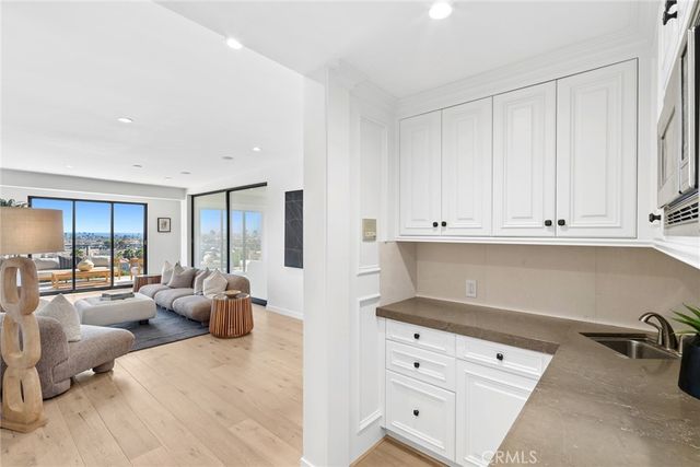 1021 Kings Road, Newport Beach, CA 92663