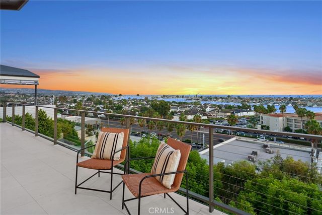1021 Kings Road, Newport Beach, CA 92663
