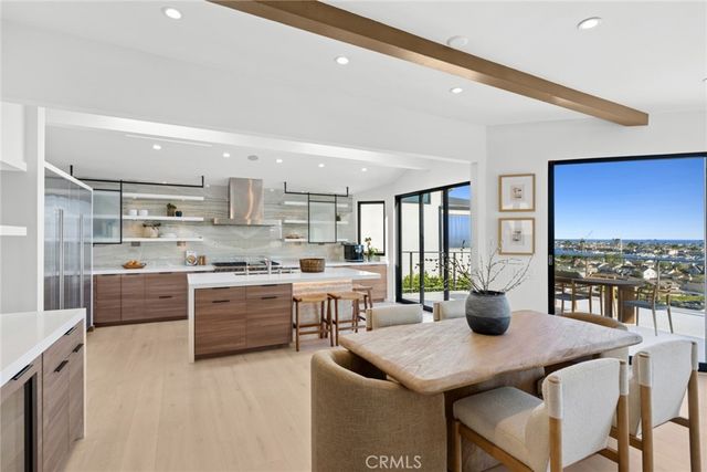 1021 Kings Road, Newport Beach, CA 92663