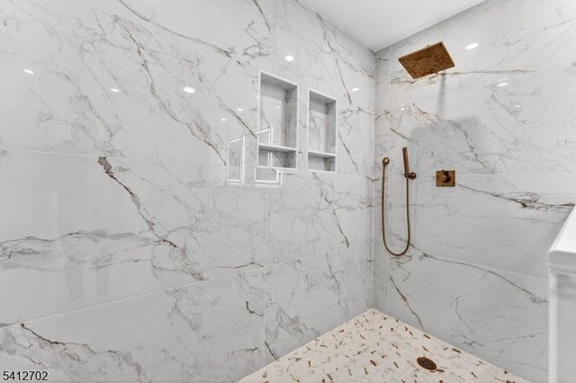 85 Pleasant Ave, Fanwood Boro, NJ 07023