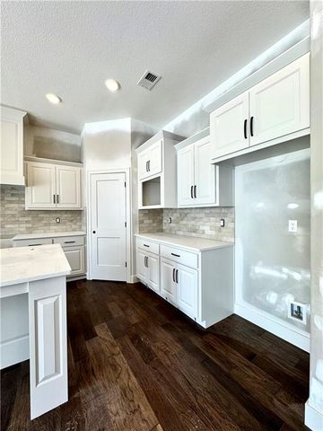 7609 NE 103rd Terrace, Kansas City, MO 64157