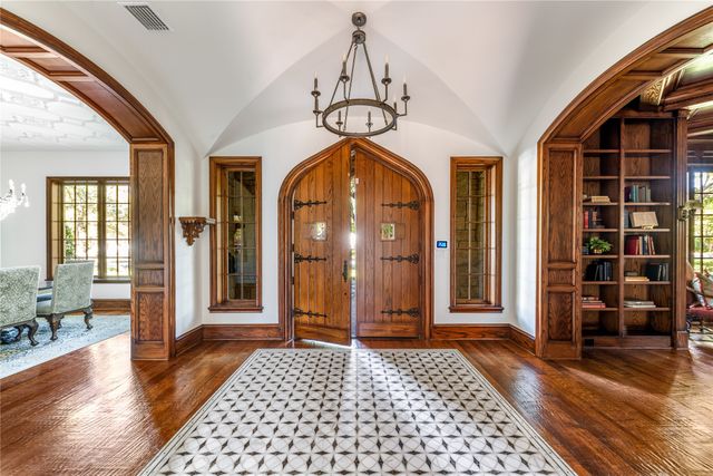 5928 Glendora Avenue, Dallas, TX 75230