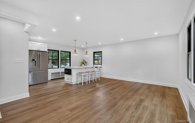 32 Horton Drive, South Huntington, NY 11746