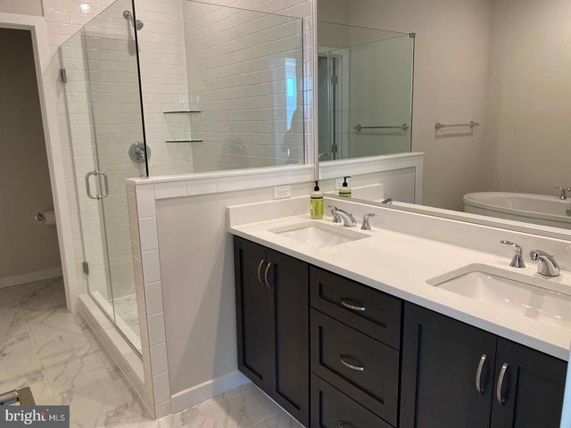 1708 ANDERSON RD, Mclean, VA 22102