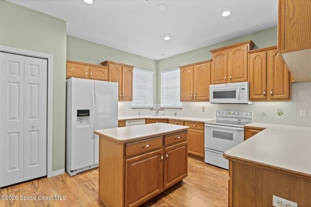 3740 Fox Lake Road, Titusville, FL 32796