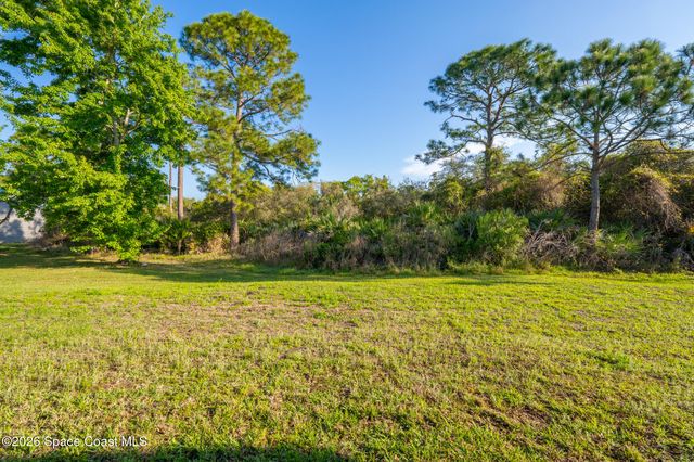 3740 Fox Lake Road, Titusville, FL 32796