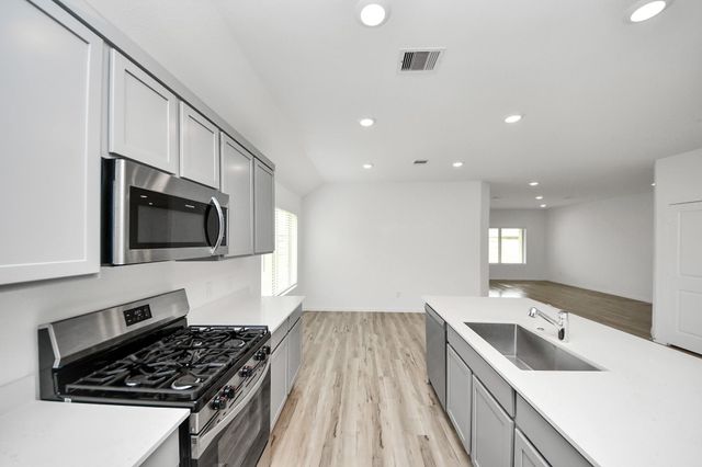 5106 Marlin Reef Drive, Katy, TX 77493