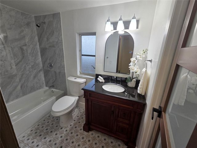 230 BEVERLY BOULEVARD, Brandon, FL 33511