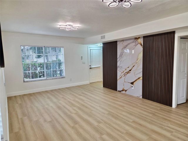 230 BEVERLY BOULEVARD, Brandon, FL 33511