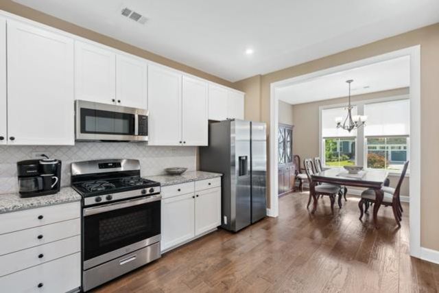 215 Silver Court, Hoschton, GA 30548