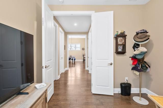 215 Silver Court, Hoschton, GA 30548