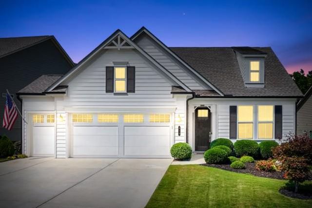 215 Silver Court, Hoschton, GA 30548