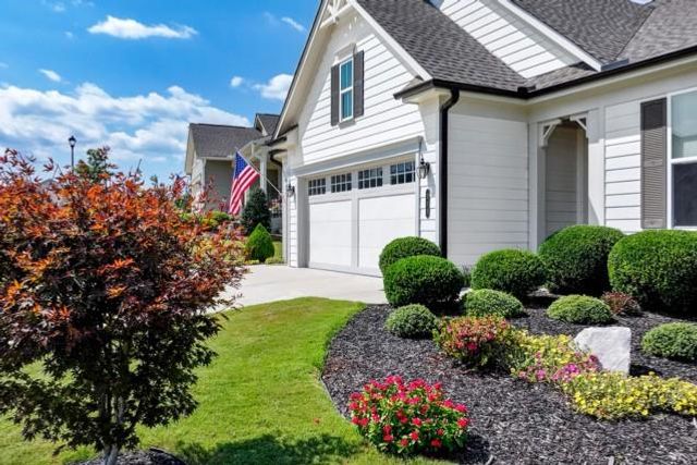 215 Silver Court, Hoschton, GA 30548