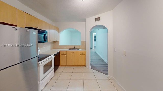 2921 SE 13th Rd 104-39, Homestead, FL 33035