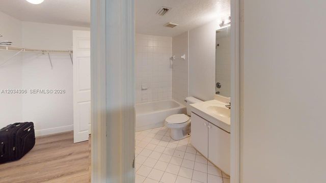 2921 SE 13th Rd 104-39, Homestead, FL 33035