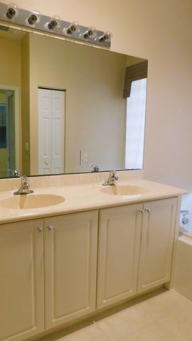 810 NW Rutherford Court, Port St. Lucie, Port St Lucie, FL 34983