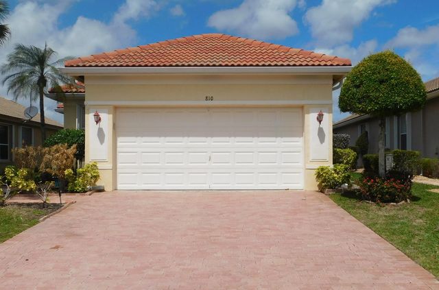 810 NW Rutherford Court, Port St. Lucie, Port St Lucie, FL 34983