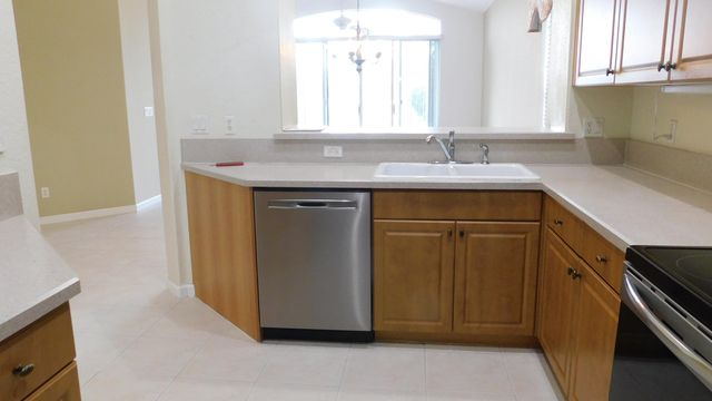 810 NW Rutherford Court, Port St. Lucie, Port St Lucie, FL 34983