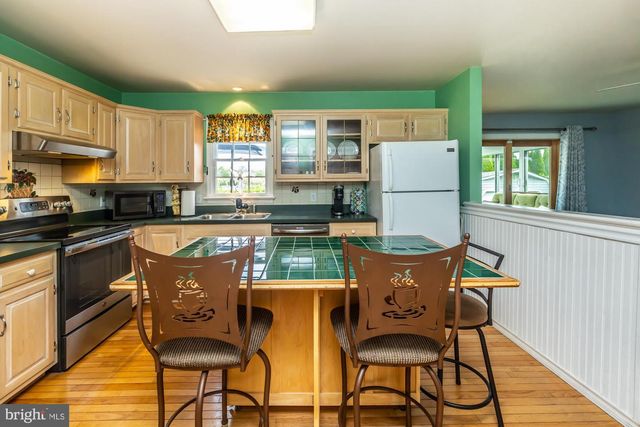 114 ARIANNA LN, Coatesville, PA 19320