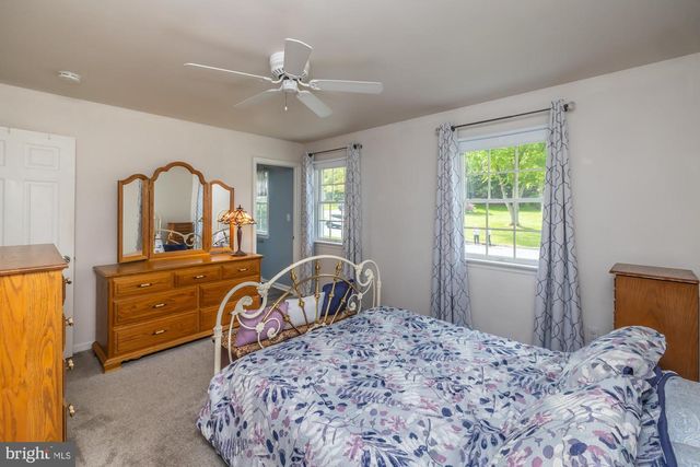 114 ARIANNA LN, Coatesville, PA 19320