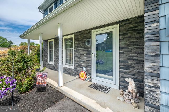 114 ARIANNA LN, Coatesville, PA 19320