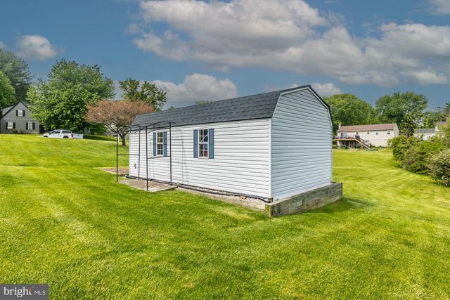 114 ARIANNA LN, Coatesville, PA 19320