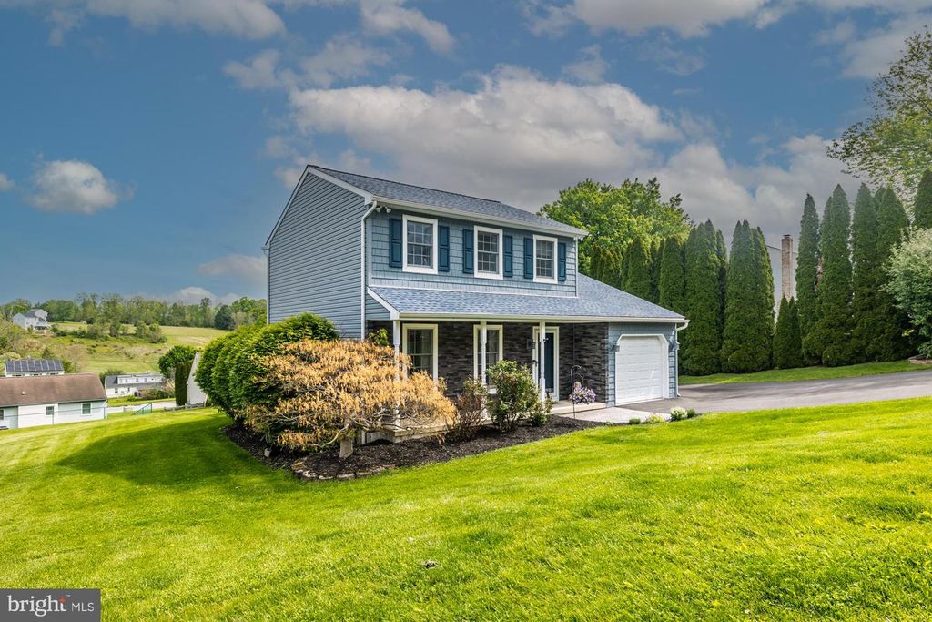 114 ARIANNA LN, Coatesville, PA 19320