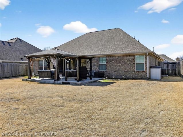 9023 Hawthorne Lane, Fort Smith, AR 72908