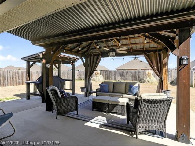 9023 Hawthorne Lane, Fort Smith, AR 72908