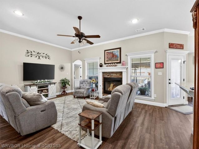 9023 Hawthorne Lane, Fort Smith, AR 72908