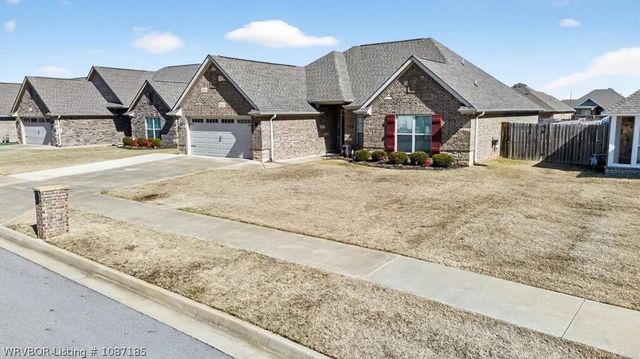 9023 Hawthorne Lane, Fort Smith, AR 72908